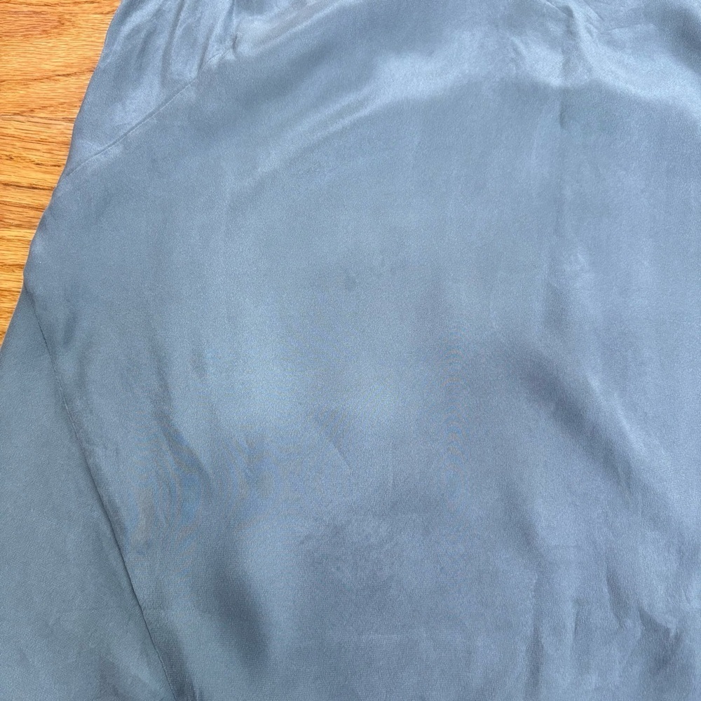 J Brand Silk V Neck Sleeveless Cami Tank Top Slate Green/Gray - Picture 12 of 12